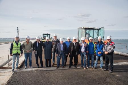 Работают достойно: Г.А. Зюганов оценил ход строительства моста в Крым