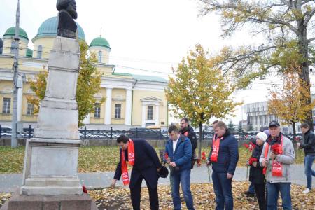 Олег Лебедев: 112 лет назад рабочие в оружейной Туле впервые подняли знамя борьбы за освобождение пролетариата