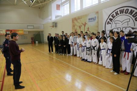Состоялось открытие Любительской Лиги Единоборств спортклуба КПРФ