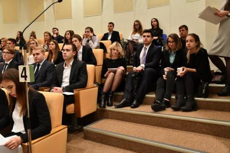 Г.А. Зюганов: "Ленин создал советское государство, где правил не капитал, а труд"