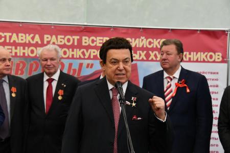 В Госдуме прошло открытие выставки Всероссийского конкурса юных художников «Залп Авроры»