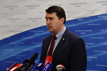 О.А. Лебедев: «Этот закон защитит "братьев наших меньших" от жестокости, а людей – от безответственных владельцев животных»