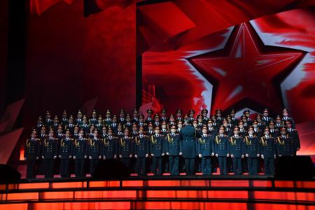 Выступление Г.А. Зюганова на торжественном вечере в концертном зале «Россия», посвященном 100-летию Великого Октября. Видео