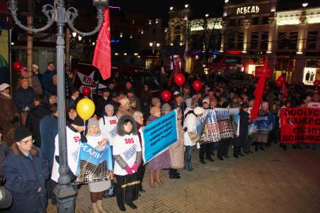 В Челябинске прошёл митинг, посвященный 100-летнему юбилею Великого Октября 