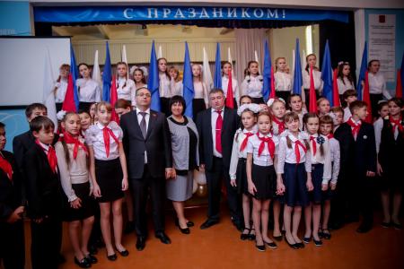 Оренбургские коммунисты посетили школу имени Виктора Поляничко