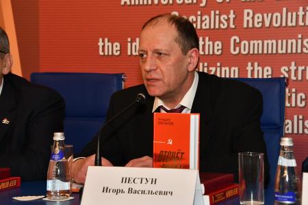 Начался рабочий визит Г.А. Зюганова в городе-герое Ленинграде