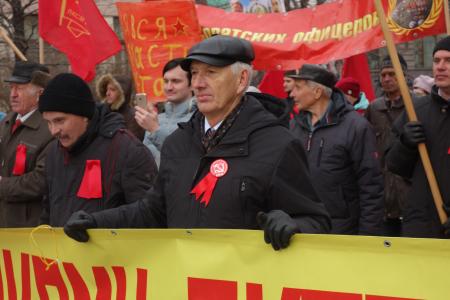 Митинг в честь 100-летия Великого Октября в Хабаровске