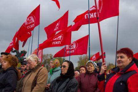 Тысячи приднестровцев выразили недоверие власти на митинге в Тирасполе