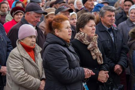Тысячи приднестровцев выразили недоверие власти на митинге в Тирасполе