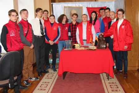 Состоялось торжественное Собрание челябинских коммунистов в честь 100-летия Великой Октябрьской социалистической революции