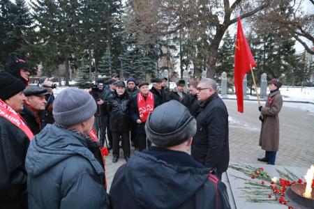 Коммунисты отметили 98-ю годовщину освобождения Омска от колчаковщины