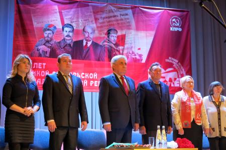 В Чебоксарах состоялось торжественное собрание, посвящённое 100-летию Великой Октябрьской социалистической революции