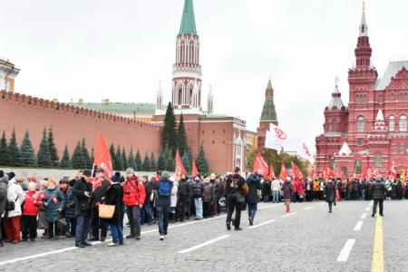 Ничто не перечеркнет значение и величие Октября