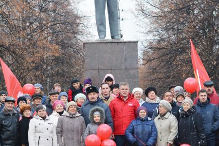 Ульяновские коммунисты отпраздновали 100-летие Октября
