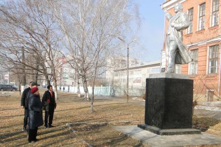 Коммунисты Благовещенска провели автопробег накануне столетия Великого Октября