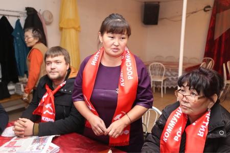 Работники Туврескома КПРФ побывали в селе Хандагайты