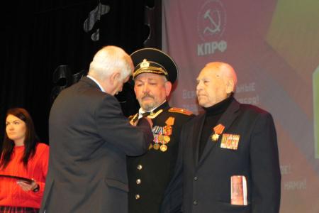 В Белгороде прошёл праздничный концерт, посвящённый 100-летию Октябрьской революции