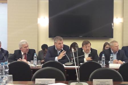 Алексей Куринный: "Жизни и здоровье тысяч пациентов вновь подвешены на неопределенный срок"