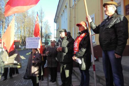 Великий Октябрь – это пример, устремленный в будущее. В Ленинградской области отметили столетие революции