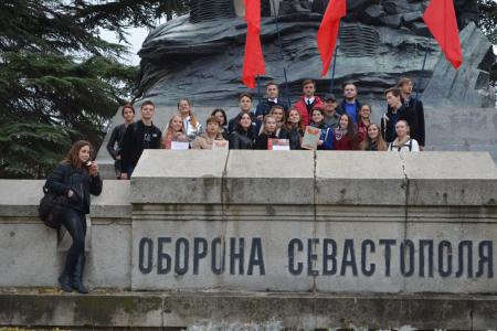 Севастопольские комсомольцы организовали молодёжный квест «Дорогами Октября»