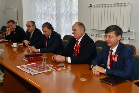 Начался рабочий визит Г.А. Зюганова в городе-герое Ленинграде
