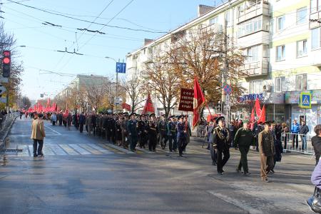 Столетие Великой Октябрьской социалистической революции в Симферополе