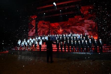 Выступление Г.А. Зюганова на торжественном вечере в концертном зале «Россия», посвященном 100-летию Великого Октября. Видео