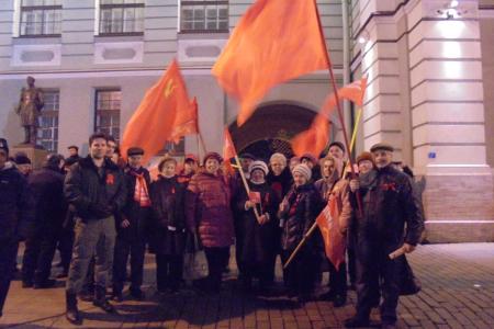 Великий Октябрь – это пример, устремленный в будущее. В Ленинградской области отметили столетие революции