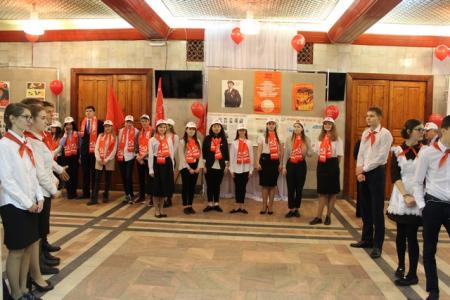 В Магадане состоялось торжественное собрание, посвященное 100-летию Октября