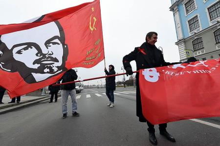 «Коммерсант» о докладе ЦИПКР «Незабытая революция. Спустя сто лет»