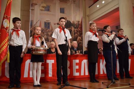 Тульский обком КПРФ провел торжественное собрание в честь 100-летия Великого Октября