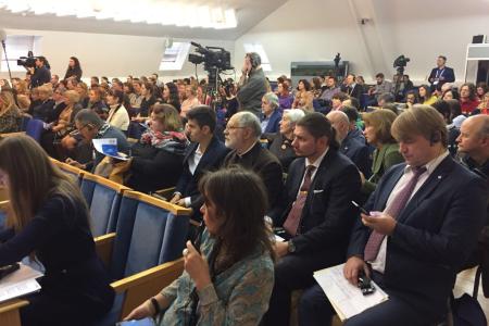 Олег Лебедев на международной конференции "День дельфинов": "Нужно принять закон, который защитит животных от проявления жестокости, а людей - от безответственности хозяев домашних животных!"
