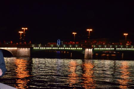 Санкт-Петербург. Революция, «Аврора» – нет у нас пути другого!