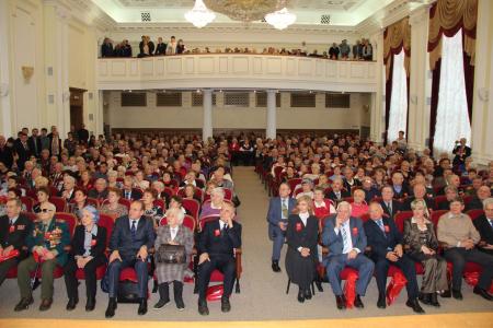 Состоялось торжественное Собрание челябинских коммунистов в честь 100-летия Великой Октябрьской социалистической революции