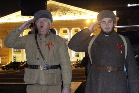 "Великий Октябрь – навсегда!". Коммунисты Воронежа провели демонстрацию и митинг