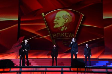 Выступление Г.А. Зюганова на торжественном вечере в концертном зале «Россия», посвященном 100-летию Великого Октября. Видео