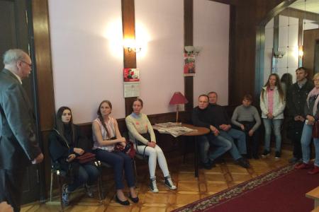 Каждую неделю, отведенную для работы в регионе, депутат В.В. Бортко проводит личный прием граждан