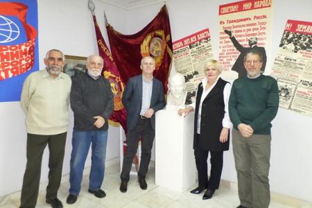 Татарстан, Зеленодольск. «Мы в зеркале истории». Столетию Великого Октября посвящается