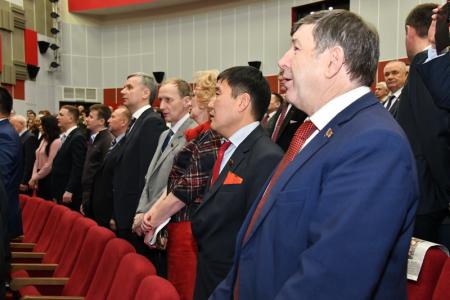 В Подмосковье открылся второй этап XVII съезда КПРФ