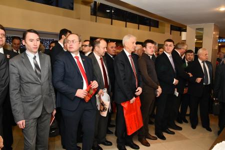 В Подмосковье открылся второй этап XVII съезда КПРФ
