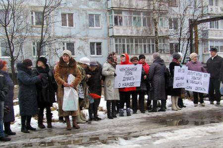 В Кинешме состоялся митинг по поводу организации пассажирского автобусного движения в микрорайоне «Волжанка»