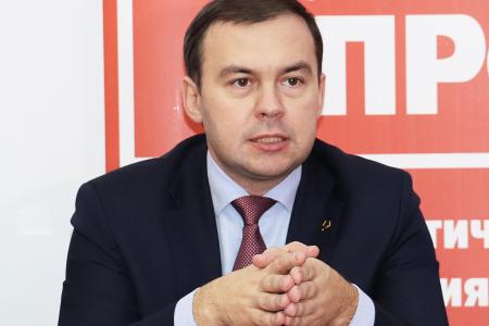 Юрий Афонин в Сыктывкаре провел пресс-конференцию и встретился с партактивом