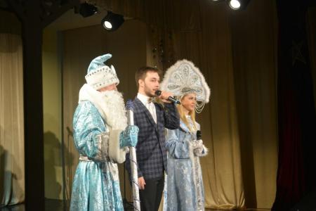 В Новосибирске встретили Новый год по-пионерски