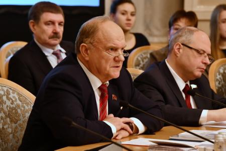 Г.А. Зюганов: Надо обеспечить достойные права каждому гражданину, а не только избранным!