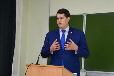 Тула. Алексей Лебедев выступил на международных Демидовских чтениях