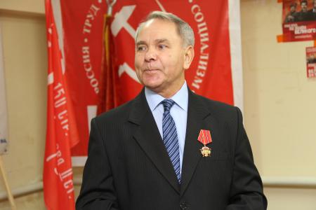 Коммунисты Калмыкии отмечают 75-летие освобождения Элисты от немецко-фашистских захватчиков