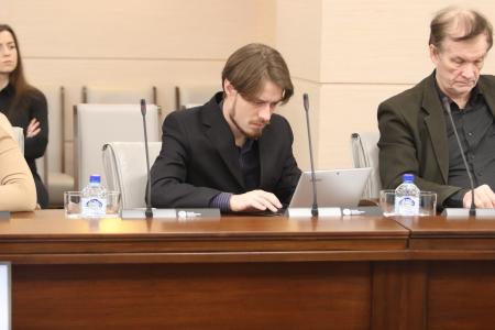 Фракция КПРФ в Мосгордуме обсудила правовые вопросы по ведению ремонтных работ в жилых домах