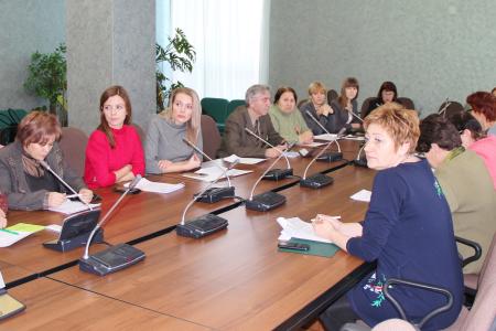 «Спасем детей – спасем Россию!». Коммунисты и активисты женского движения из Челябинской области провели круглый стол
