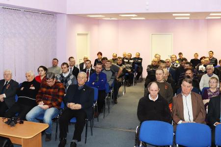 Юрий Афонин в Сыктывкаре провел пресс-конференцию и встретился с партактивом