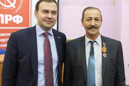 Юрий Афонин в Сыктывкаре провел пресс-конференцию и встретился с партактивом